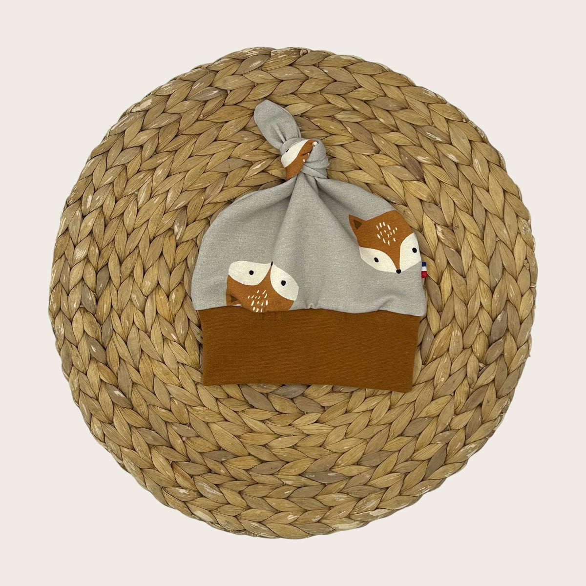 Bonnet bébé évolutif avec nœud, fabriqué en France