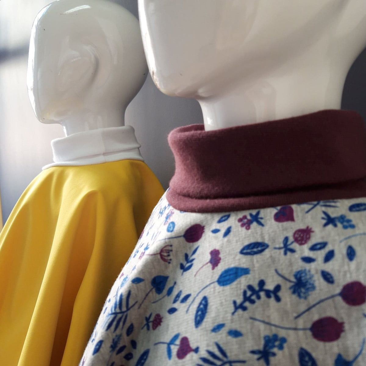 Poncho de voiture pour bébé, sécurisé et confortable. Made in France.