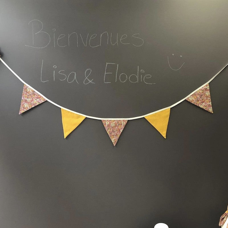 Guirlande de fanions Lisa
