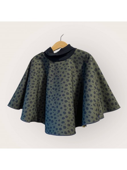 Poncho de voiture pour bébé, sécurisé et confortable. Made in France.